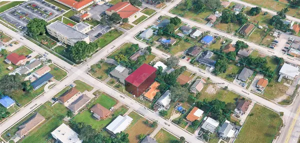 1923 High Street, FORT MYERS, FL 33916