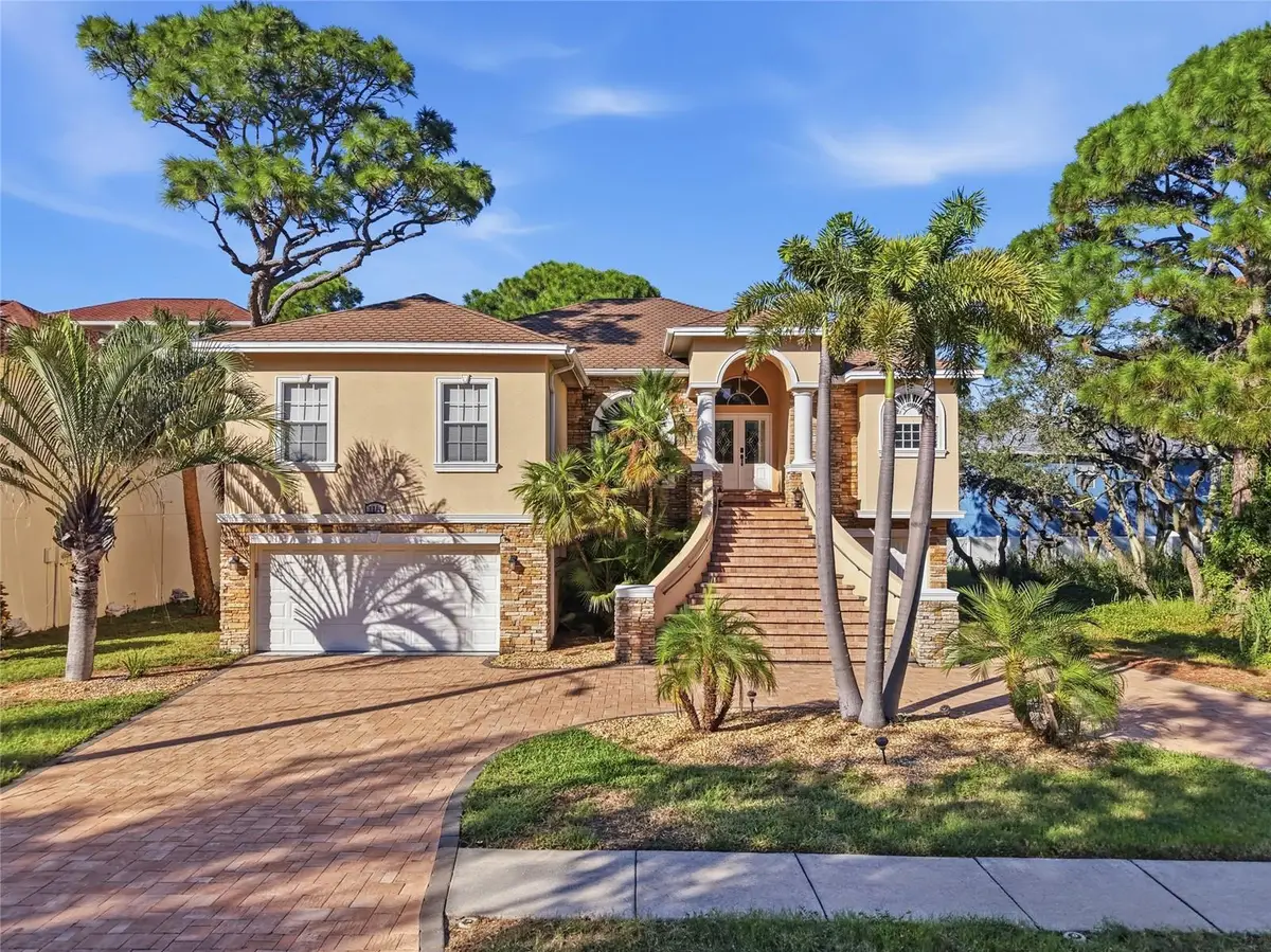 1212 Castle Terrace, Tarpon Springs, FL 34689 - #1