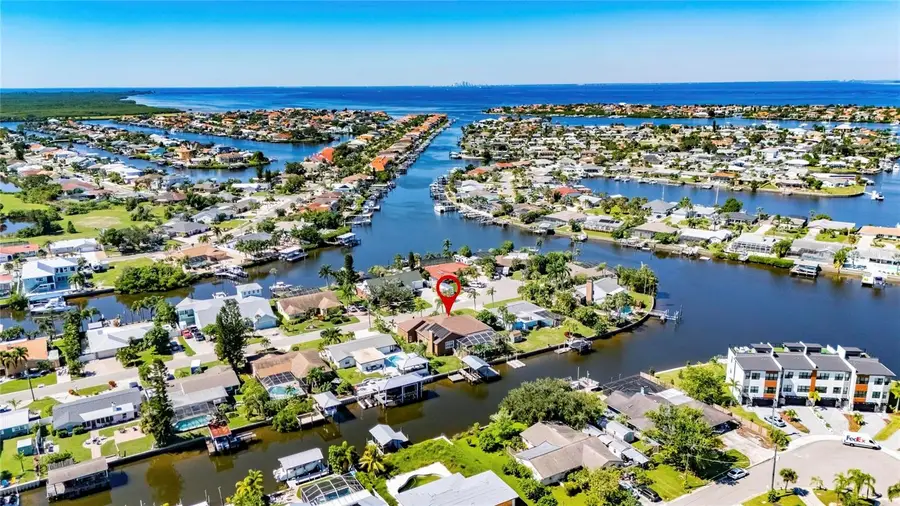761 Kingston Court, Apollo Beach, FL 33572 - #2