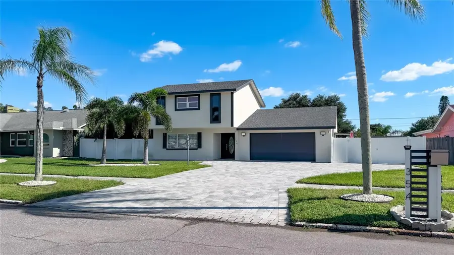 354 Montgomery Avenue, Sarasota, FL 34243 - #3