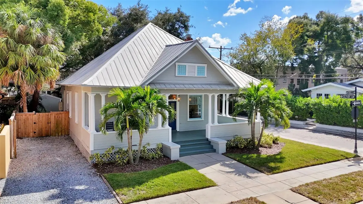 1918 W Dekle Avenue, Tampa, FL 33606 - #1