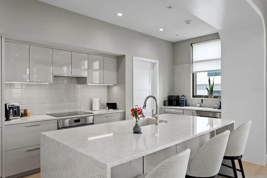 126 4th Avenue Ne #502, Saint Petersburg, FL 33701 - #3