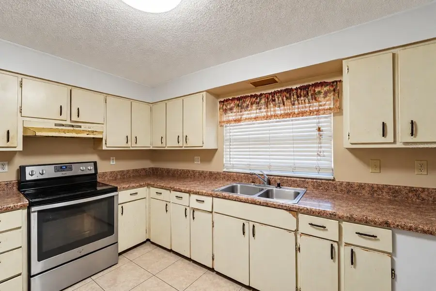 9369 Chase Street, Spring Hill, FL 34606 - #3