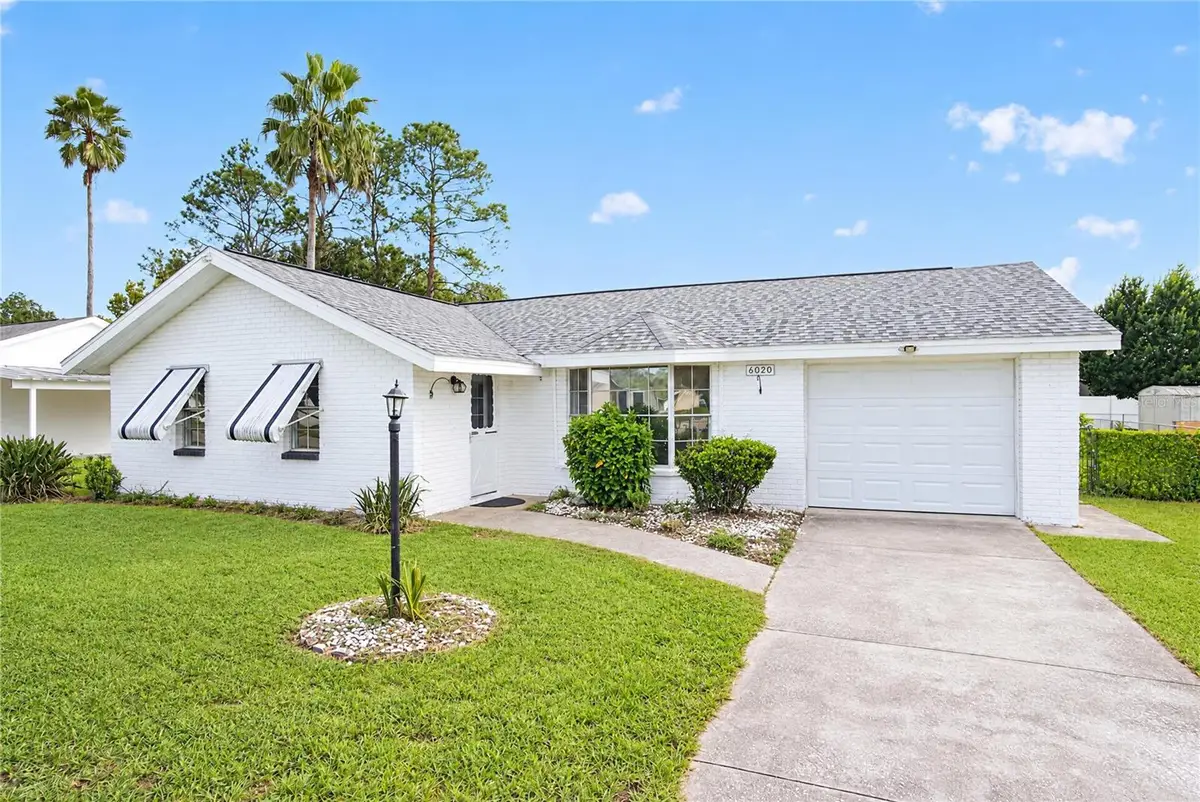 6020 17th Street, Zephyrhills, FL 33542 - #1