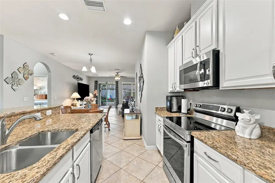 3404 Regner Drive, Plant City, FL 33566 - #3