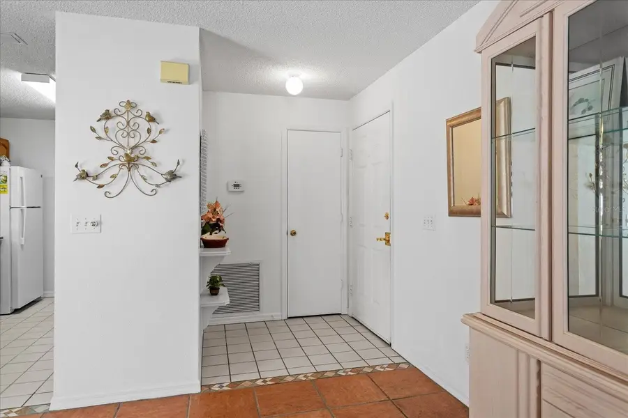 952 Avalon Avenue, The Villages, FL 32159 - #3
