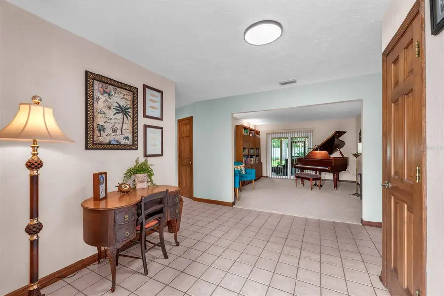 2421 Oak Landing Drive, Brandon, FL 33511 - #2