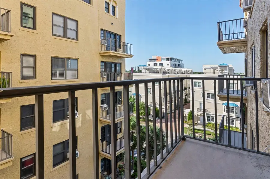 130 4th Avenue N #503, Saint Petersburg, FL 33701 - #3