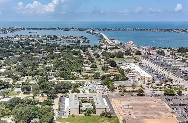 215 Valencia Boulevard #309, BELLEAIR BLUFFS, FL 33770