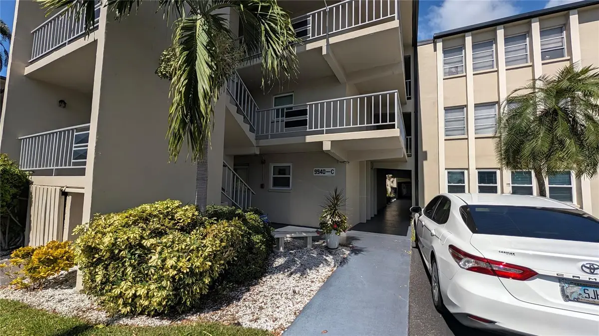 9940 47th Avenue N #206, Saint Petersburg, FL 33708 - #1