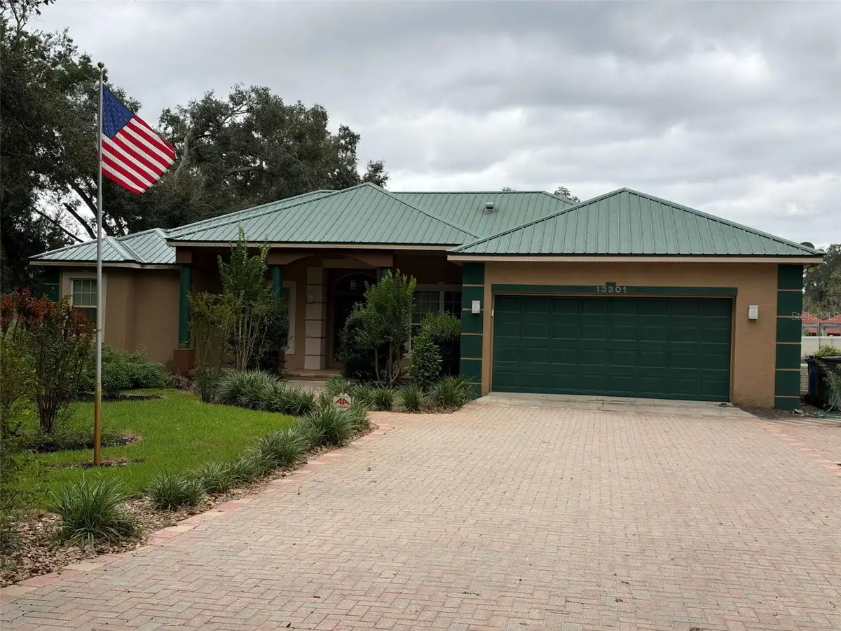 13301 Sullivan Manor Court, Dover, FL 33527 - #1