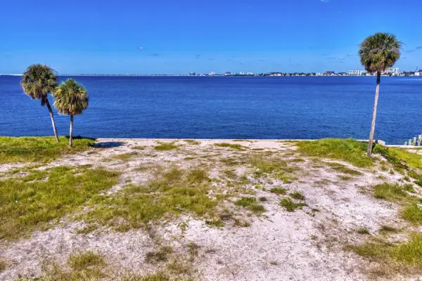 5033 W San Miguel Street, TAMPA, FL 33629