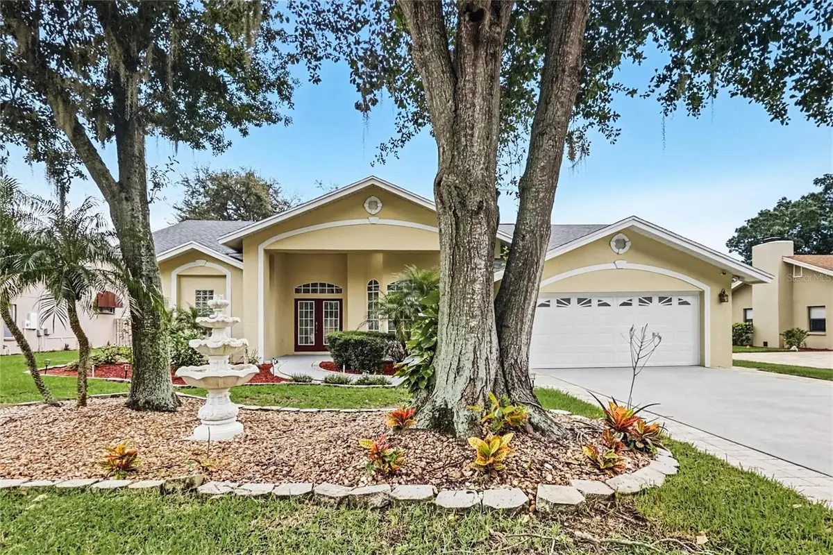 2820 Clubhouse Drive, Plant City, FL 33566 - #1
