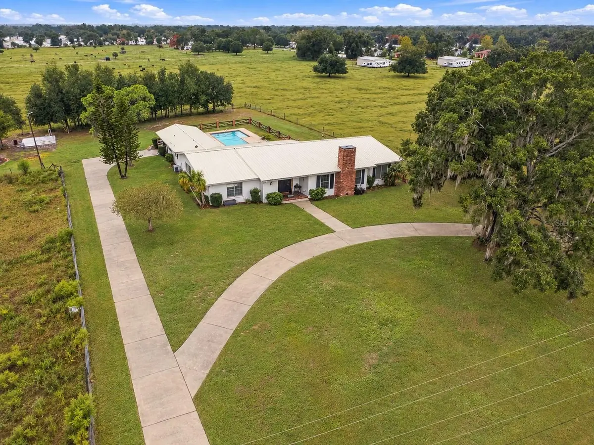 3903 Edison Avenue, Bowling Green, FL 33834 - #1