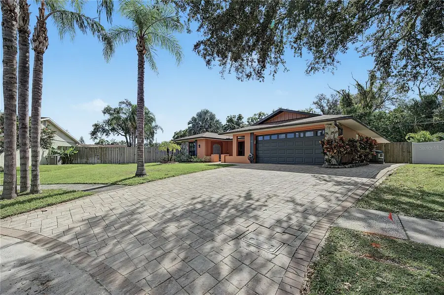 112 Peacock Circle, Safety Harbor, FL 34695 - #2