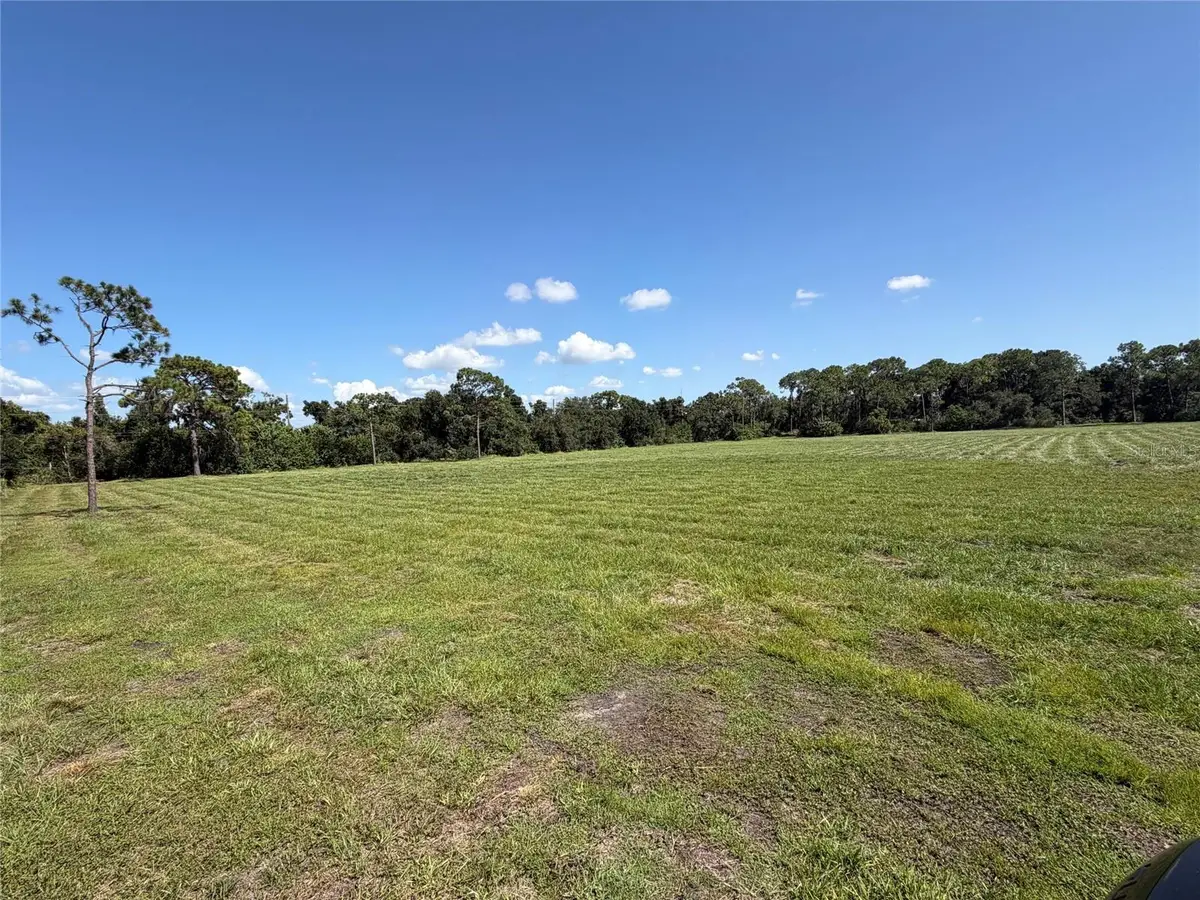 24th Av Se, Ruskin, FL 33570 - #1