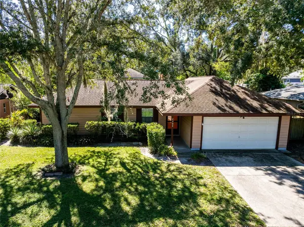 2305 Forrest Crest Circle, LUTZ, FL 33549