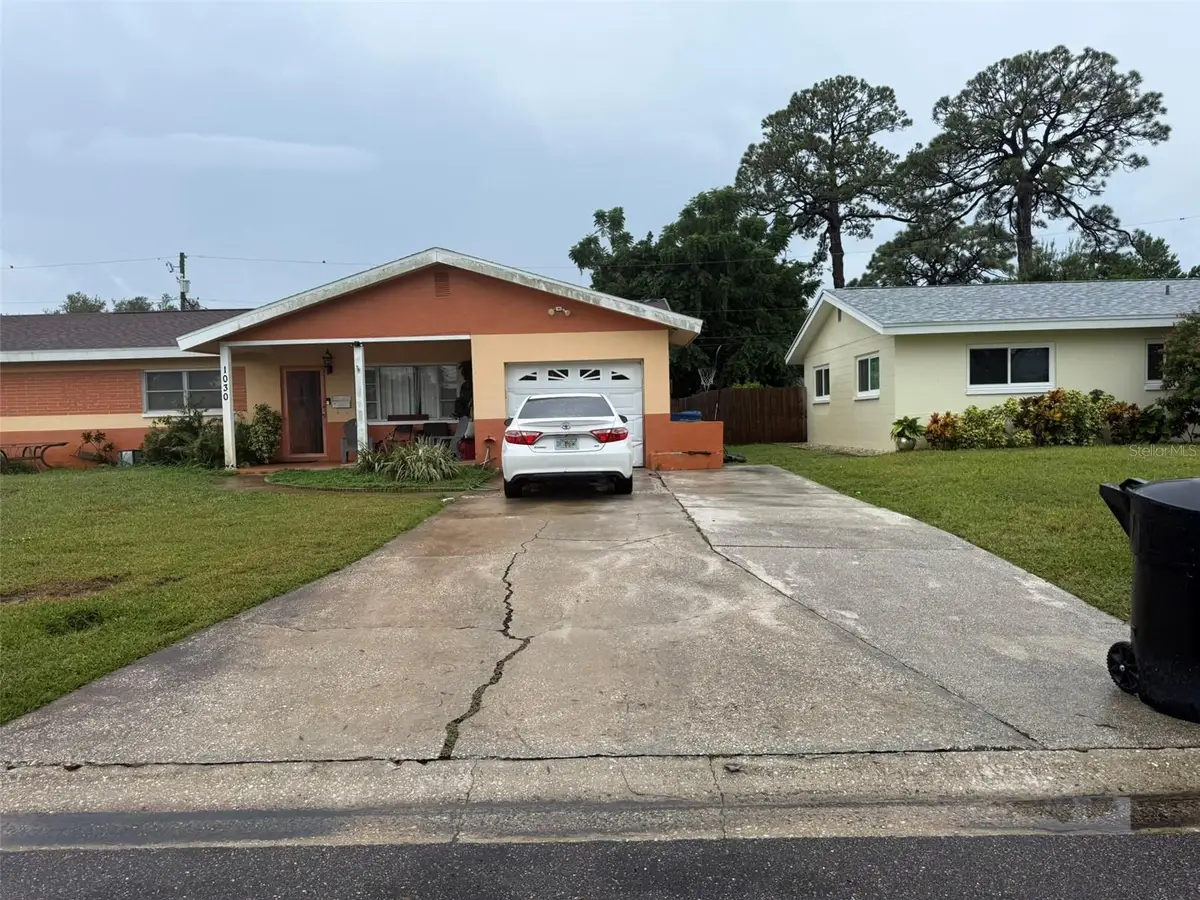 1030 S 64th Avenue S, Saint Petersburg, FL 33705 - #1