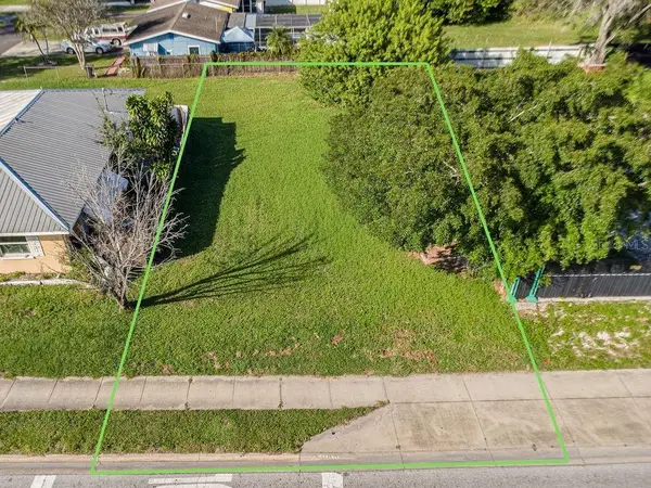 3035 62nd Avenue N, ST PETERSBURG, FL 33702