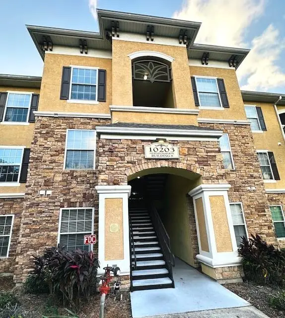 10203 Courtney Palms Boulevard #202, TAMPA, FL 33619