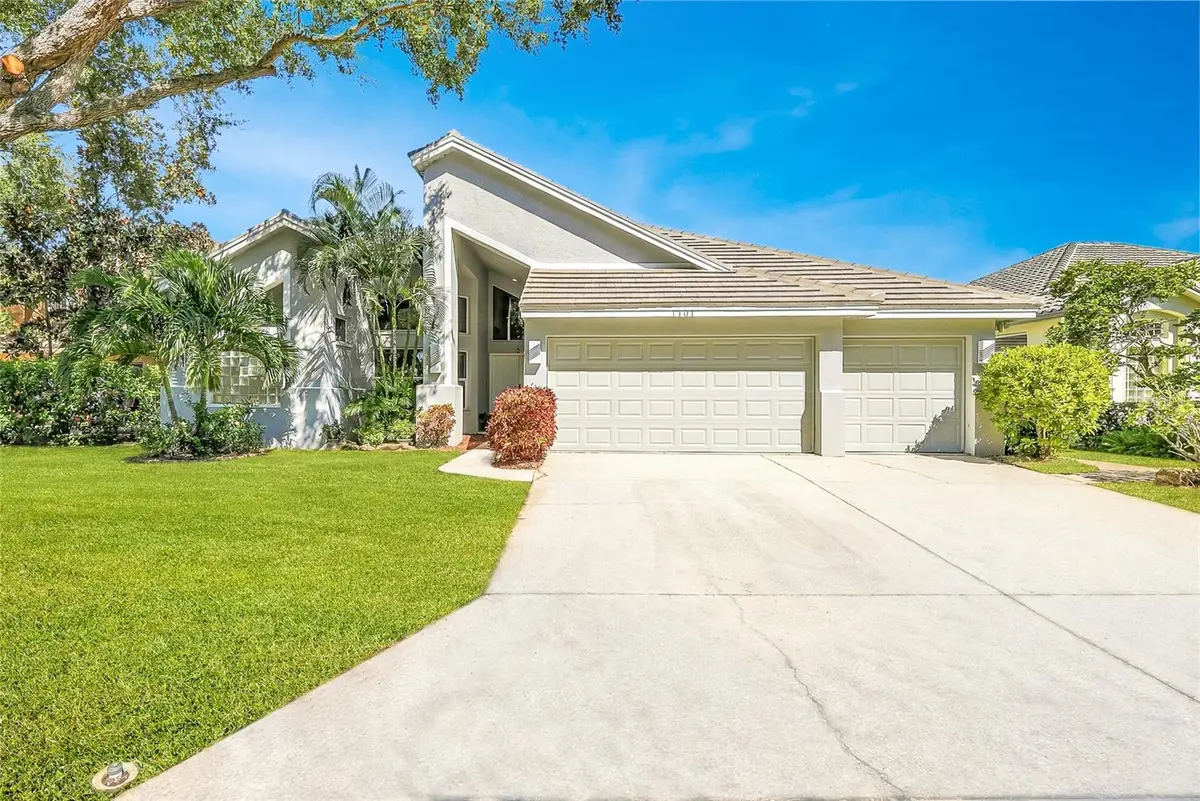 1101 Darlington Oak Drive Ne, Saint Petersburg, FL 33703 - #1