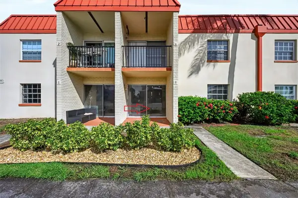10365 Paradise Boulevard #9, TREASURE ISLAND, FL 33706