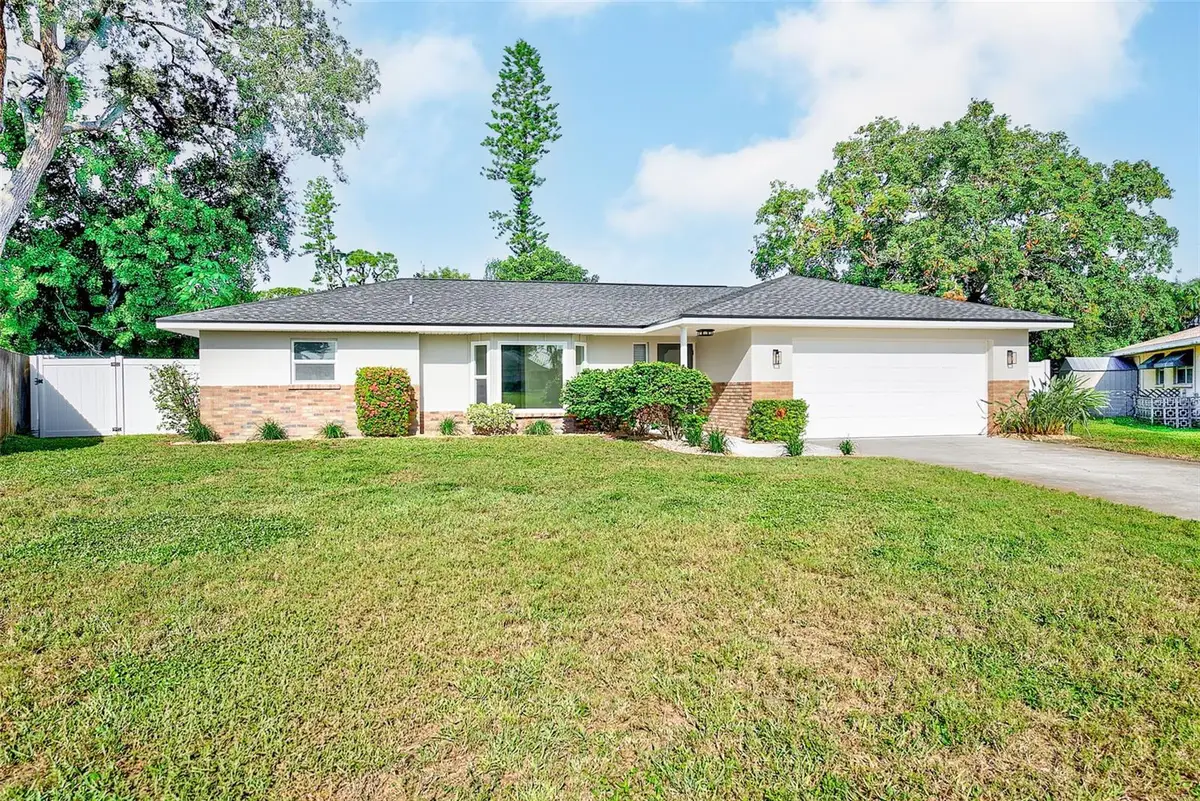 1902 42nd Street W, Bradenton, FL 34205 - #1