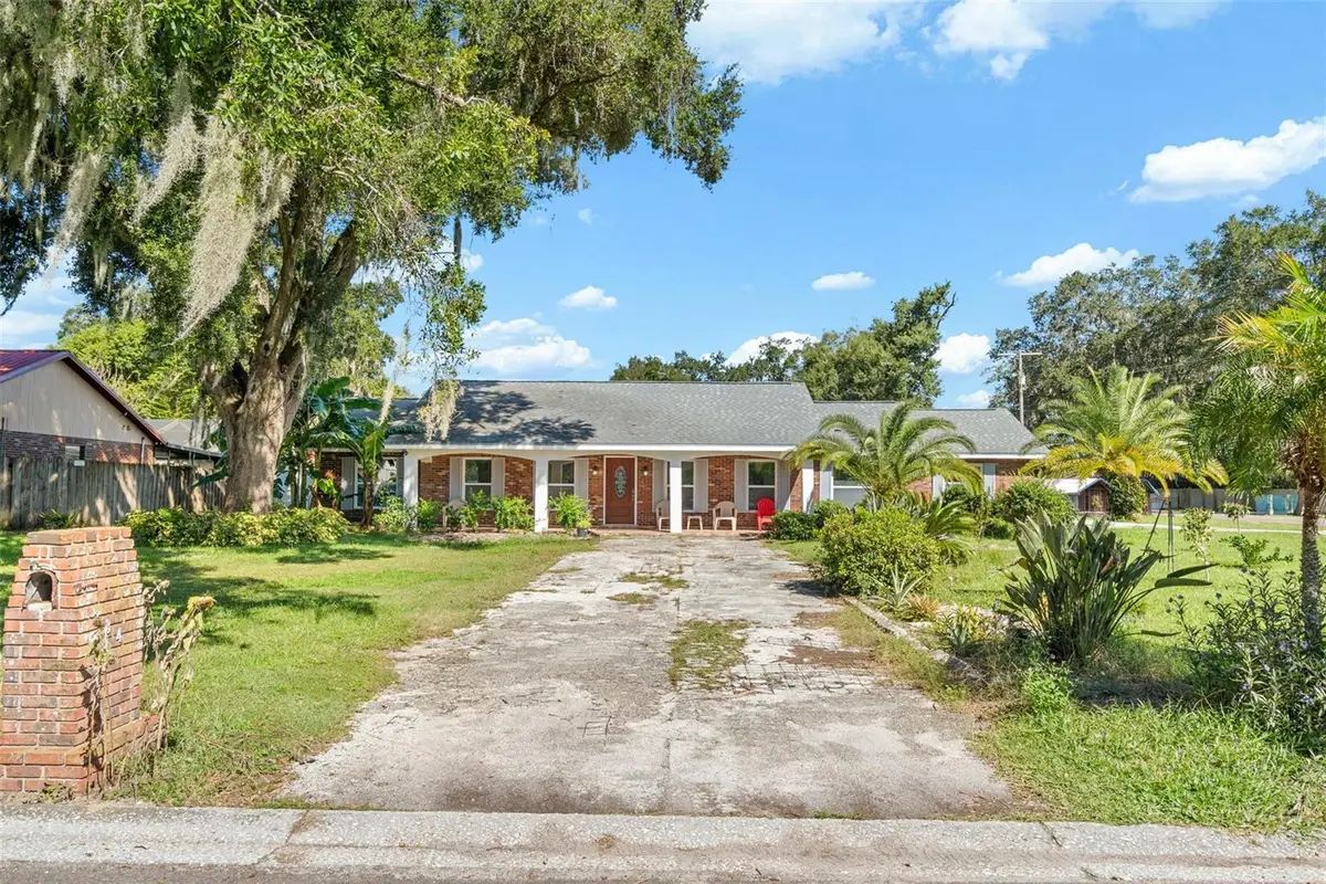 334 Hollowtree Drive, Seffner, FL 33584 - #1