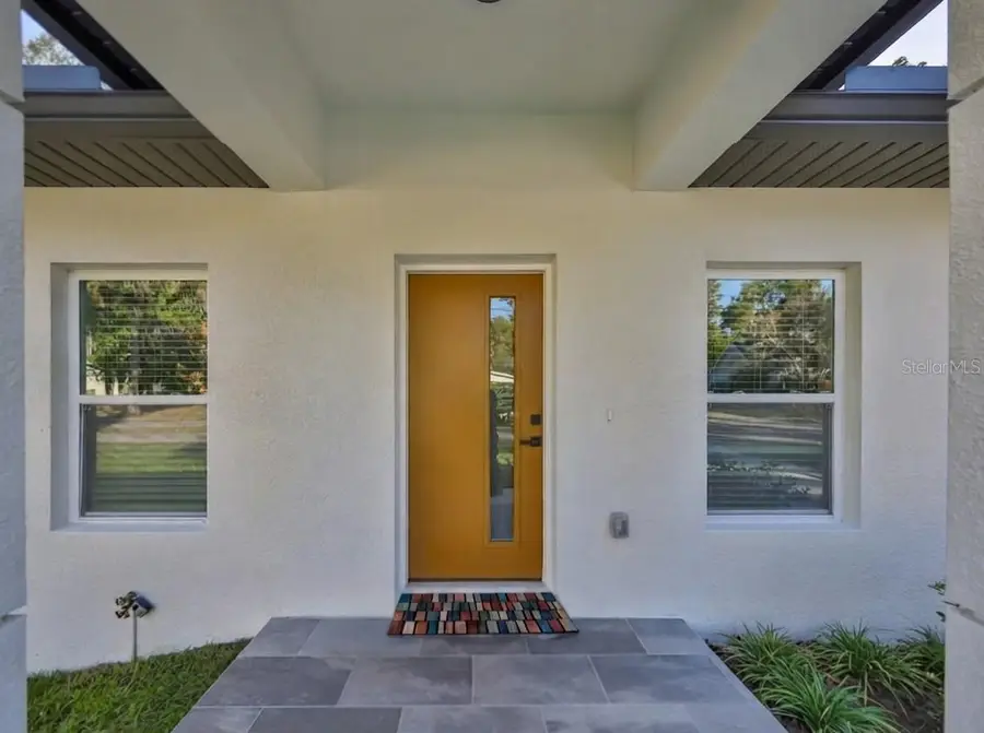 16407 Lake Byrd Drive, Tampa, FL 33618 - #2