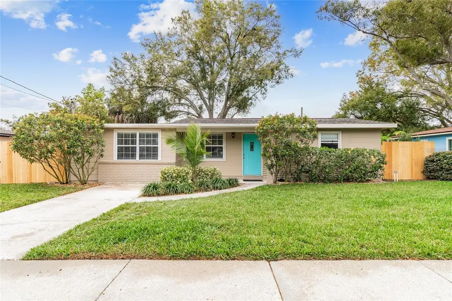 4704 W Bay Avenue, Tampa, FL 33616 - #2