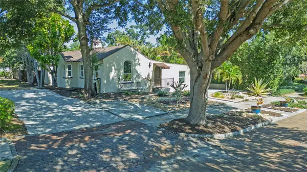 767 17th Avenue N, ST PETERSBURG, FL 33704