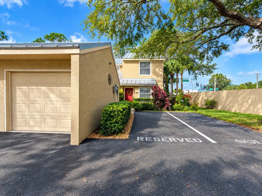 13020 Lorna Place, Tampa, FL 33618 - #2