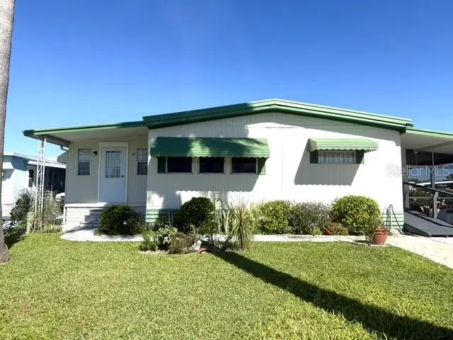 113 W Saint Lucia Loop, Apollo Beach, FL 33572 - #2