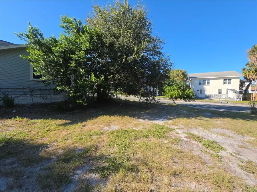 820 Paris Avenue S, Saint Petersburg, FL 33701 - #3