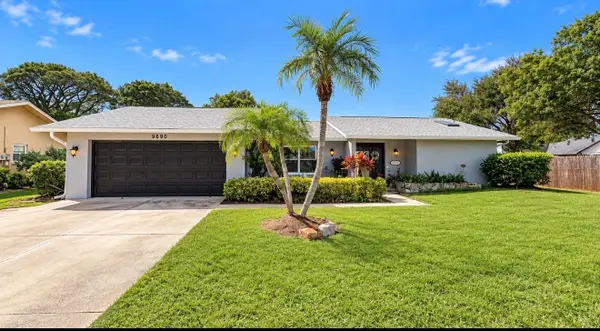 9690 Leeward Avenue, LARGO, FL 33773