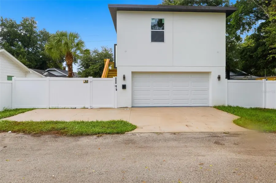 926 11th Avenue S, Saint Petersburg, FL 33705 - #3
