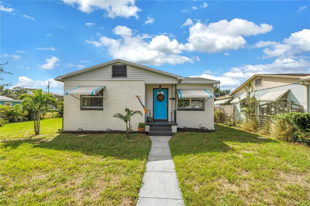 2450 37th Avenue N, Saint Petersburg, FL 33713 - #1