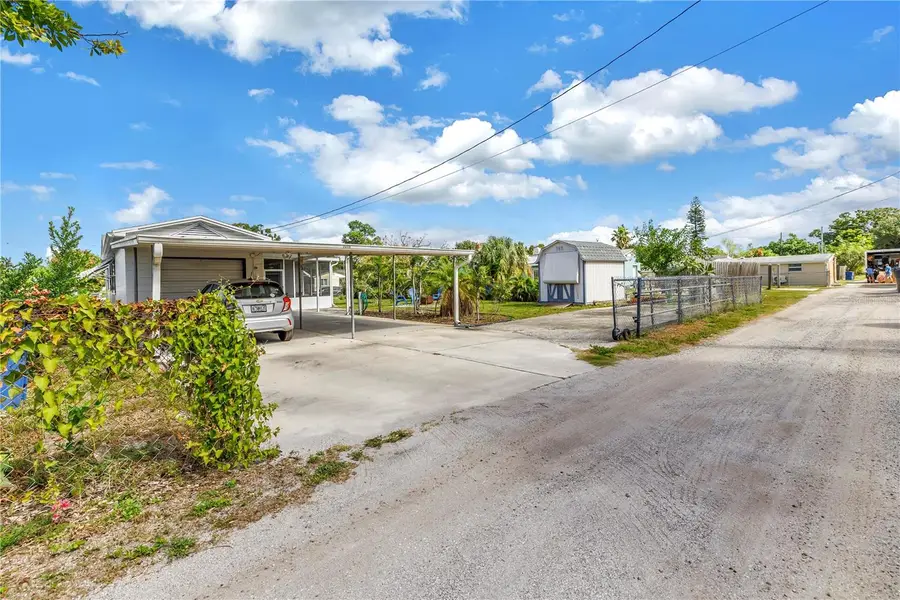 2450 37th Avenue N, Saint Petersburg, FL 33713 - #3