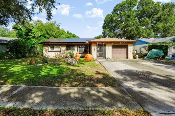 8399 79th Avenue, SEMINOLE, FL 33777