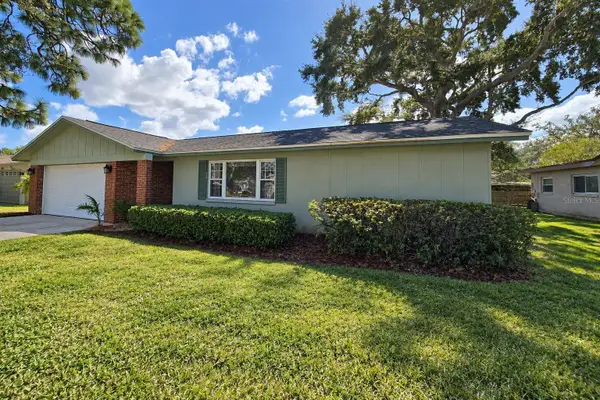 12472 88th Avenue, SEMINOLE, FL 33772