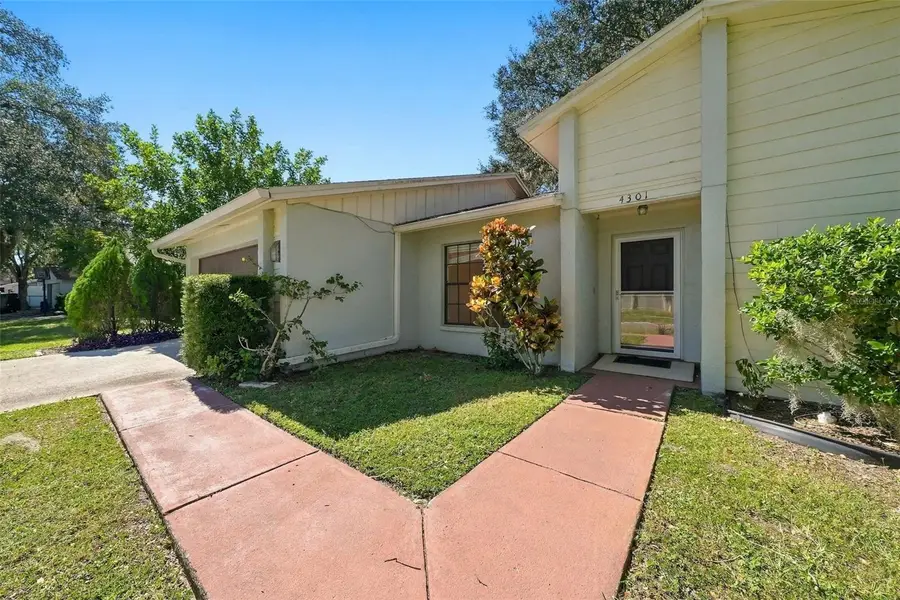 4301 Ellenville Place, Valrico, FL 33596 - #2