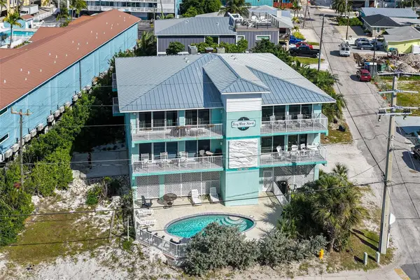 1203 Gulf Drive N #400, BRADENTON BEACH, FL 34217