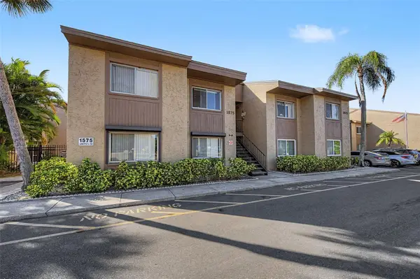1575 Greenlea Drive #4, CLEARWATER, FL 33755