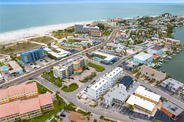 11605 1st Street E #B3, TREASURE ISLAND, FL 33706