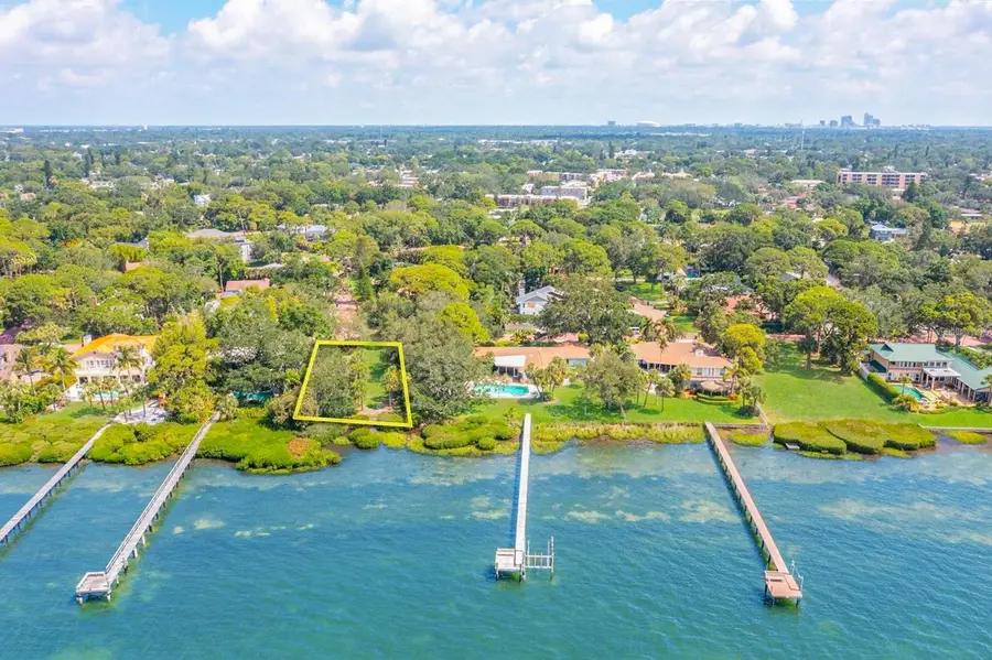 1130 Friendly Way S, Saint Petersburg, FL 33705 - Image #3