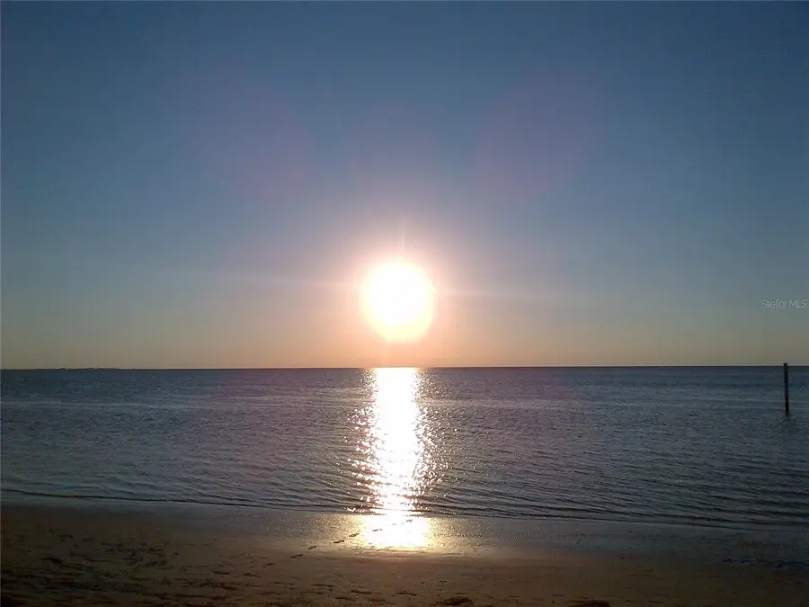 21 Westshore Drive, New Port Richey, FL 34652 - Image #3