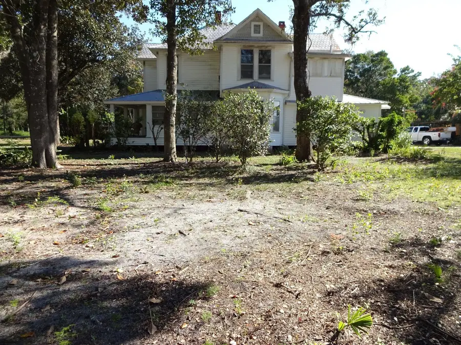 207 E 2nd Avenue, Pierson, FL 32180 - Image #3