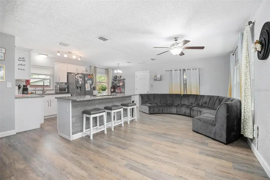 801 S Massachusetts Avenue, Deland, FL 32724 - #3