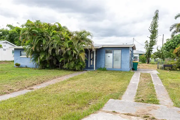 3208 Pinetree Street, PORT CHARLOTTE, FL 33952