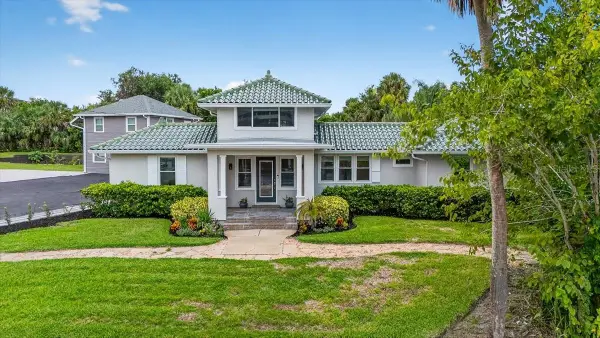 1215 S Peninsula Drive, DAYTONA BEACH, FL 32118